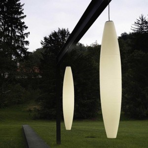 Outdoor hanging pendant light